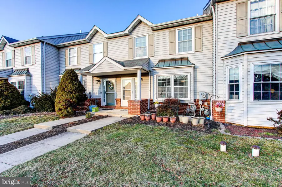 5 RED TAIL CT, Royersford, PA 19468