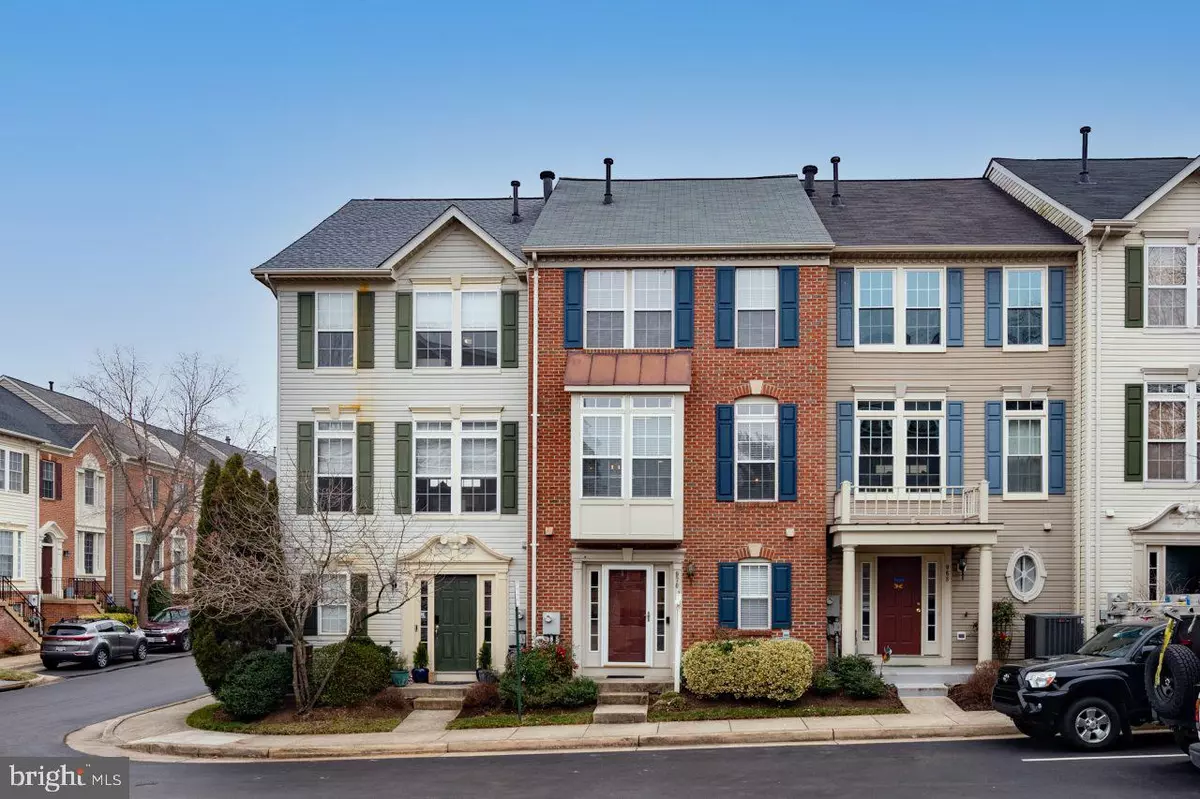 Alexandria, VA 22304,970 HARRISON CIR