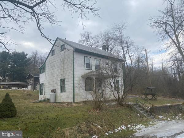 2413 QUARRY RD, Lebanon, PA 17046