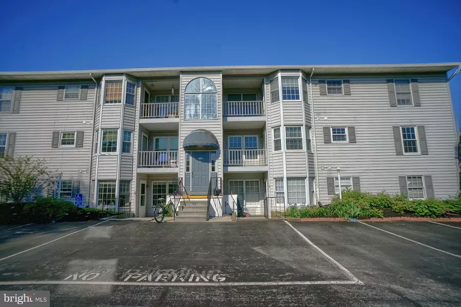 130-7 W PORTLAND ST #7, Mechanicsburg, PA 17055