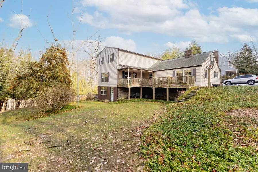 2945 SNAKE HILL RD, Doylestown, PA 18902