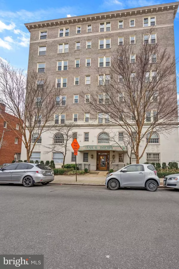 Washington, DC 20009,1920 S ST NW #305