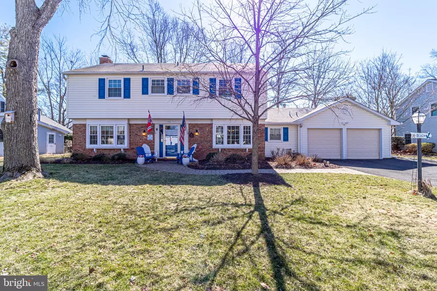 13225 MEMORY LN, Fairfax, VA 22033