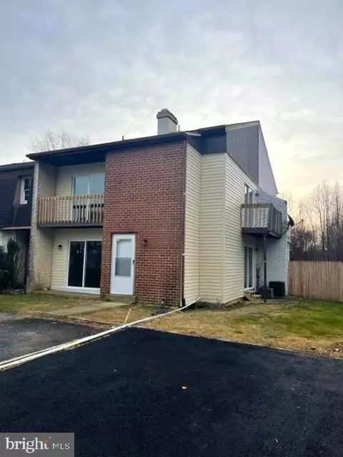 2106 POINT HAMLET RD, Newark, DE 19702