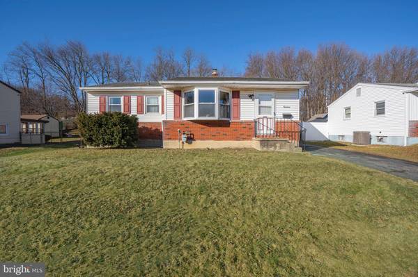 19 RAINTREE DR, New Castle, DE 19720