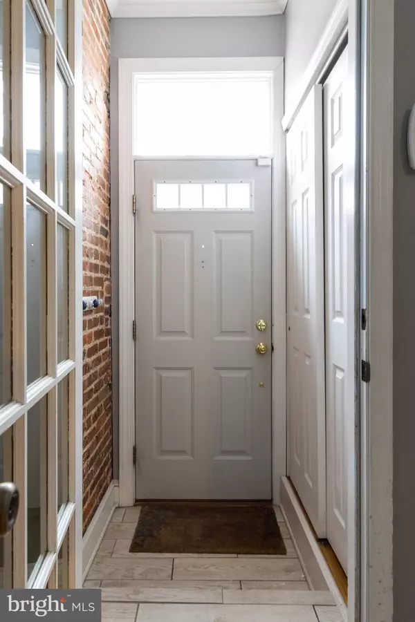 Baltimore, MD 21224,613 S POTOMAC ST