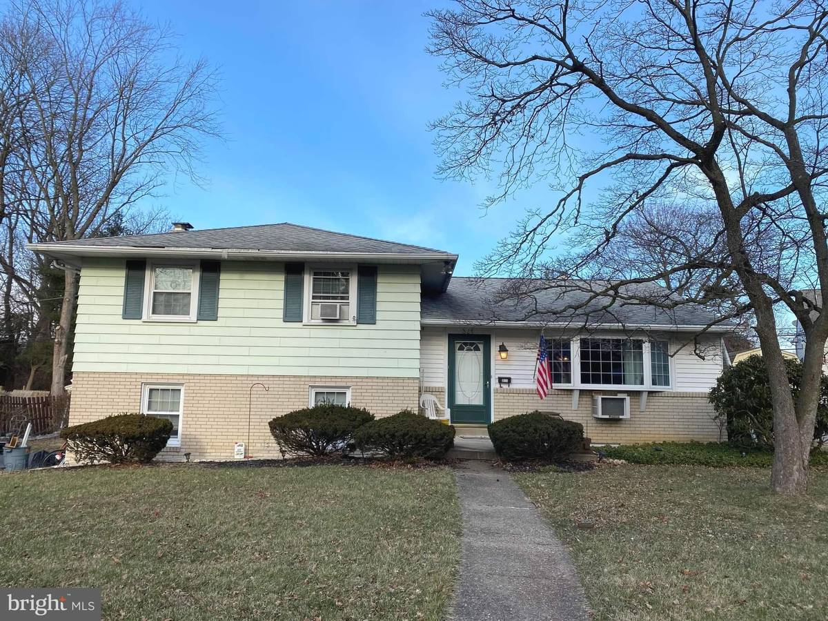 Swarthmore, PA 19081,321 N LEHIGH CIR