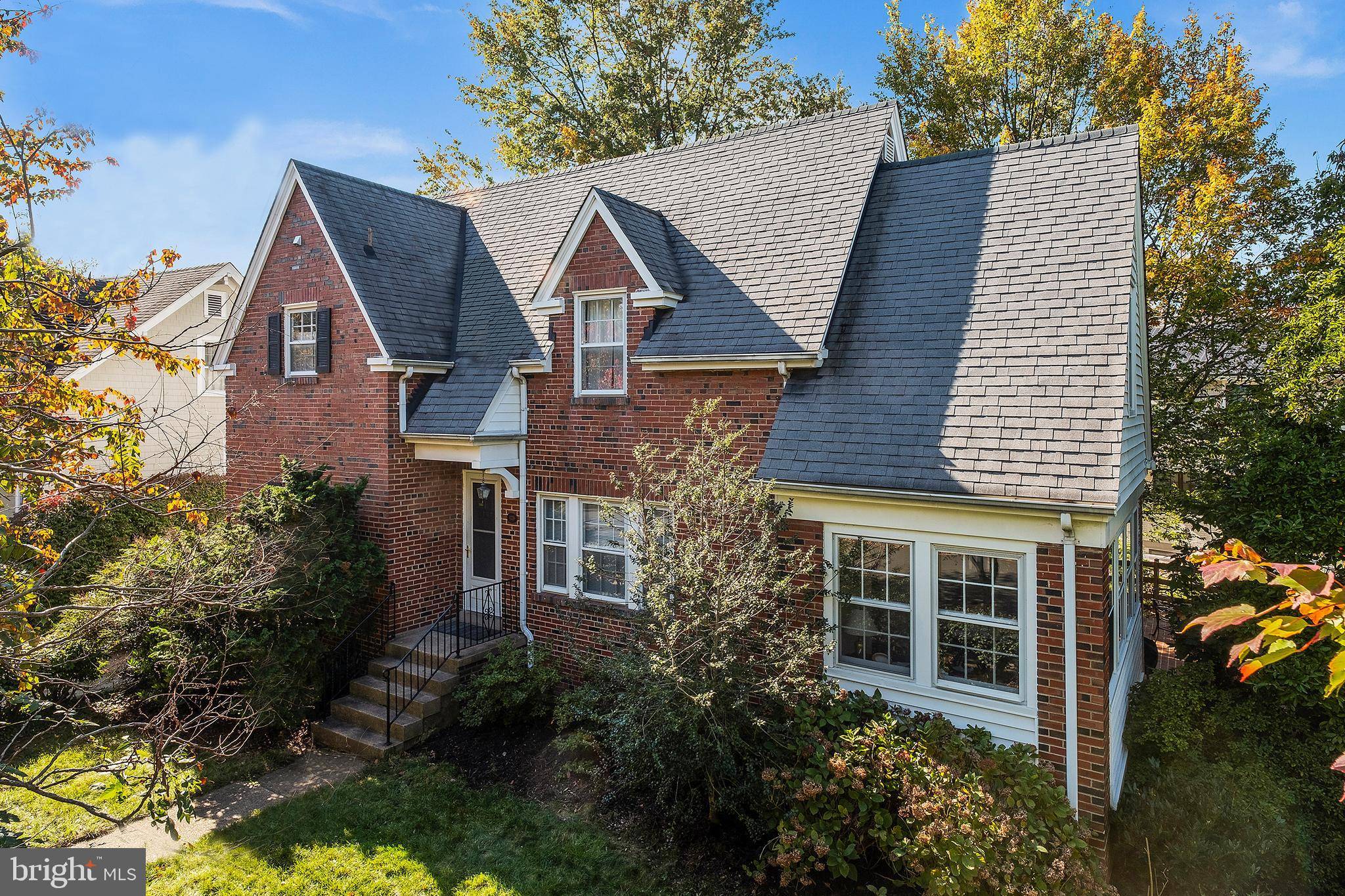 1724 N DANVILLE ST, Arlington, VA 22201