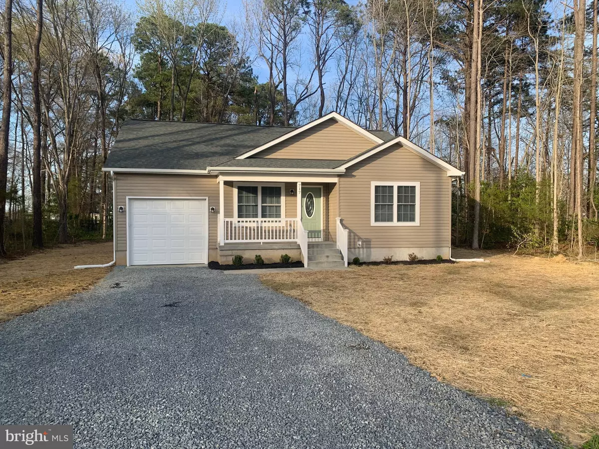 Colonial Beach, VA 22443,717 MATTOX AVE