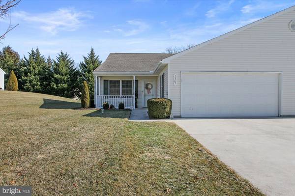 Spring Grove, PA 17362,1367 VILLAGE DR #22