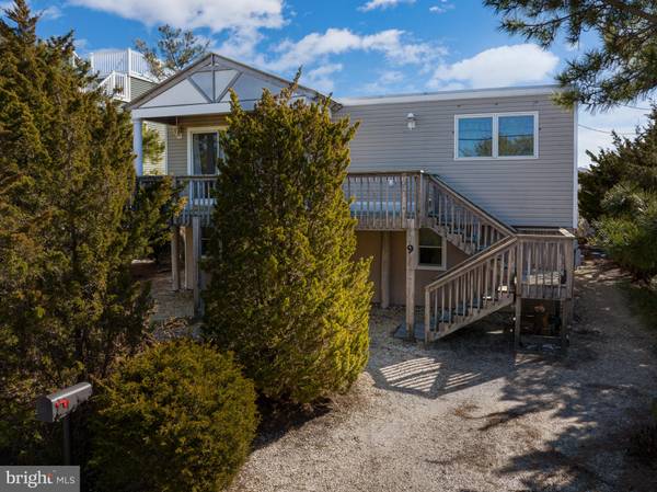 9 OLSEN AVE, Harvey Cedars, NJ 08008