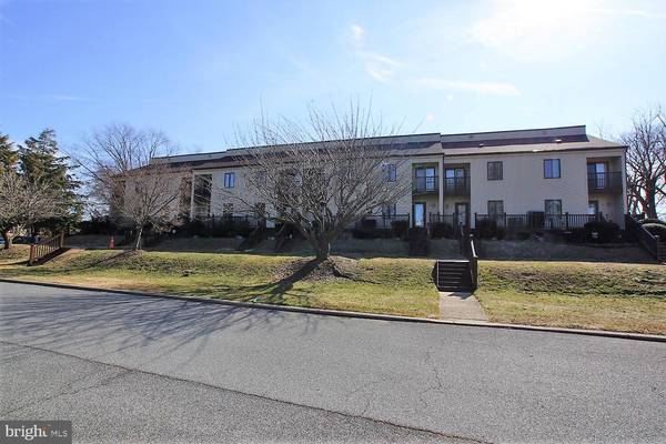 14 CHATHAM CT, Dover, DE 19901