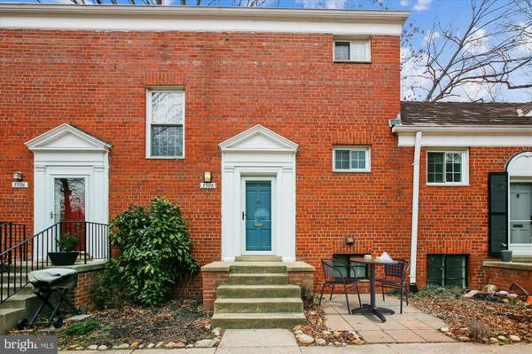 3508 MARTHA CUSTIS DR, Alexandria, VA 22302