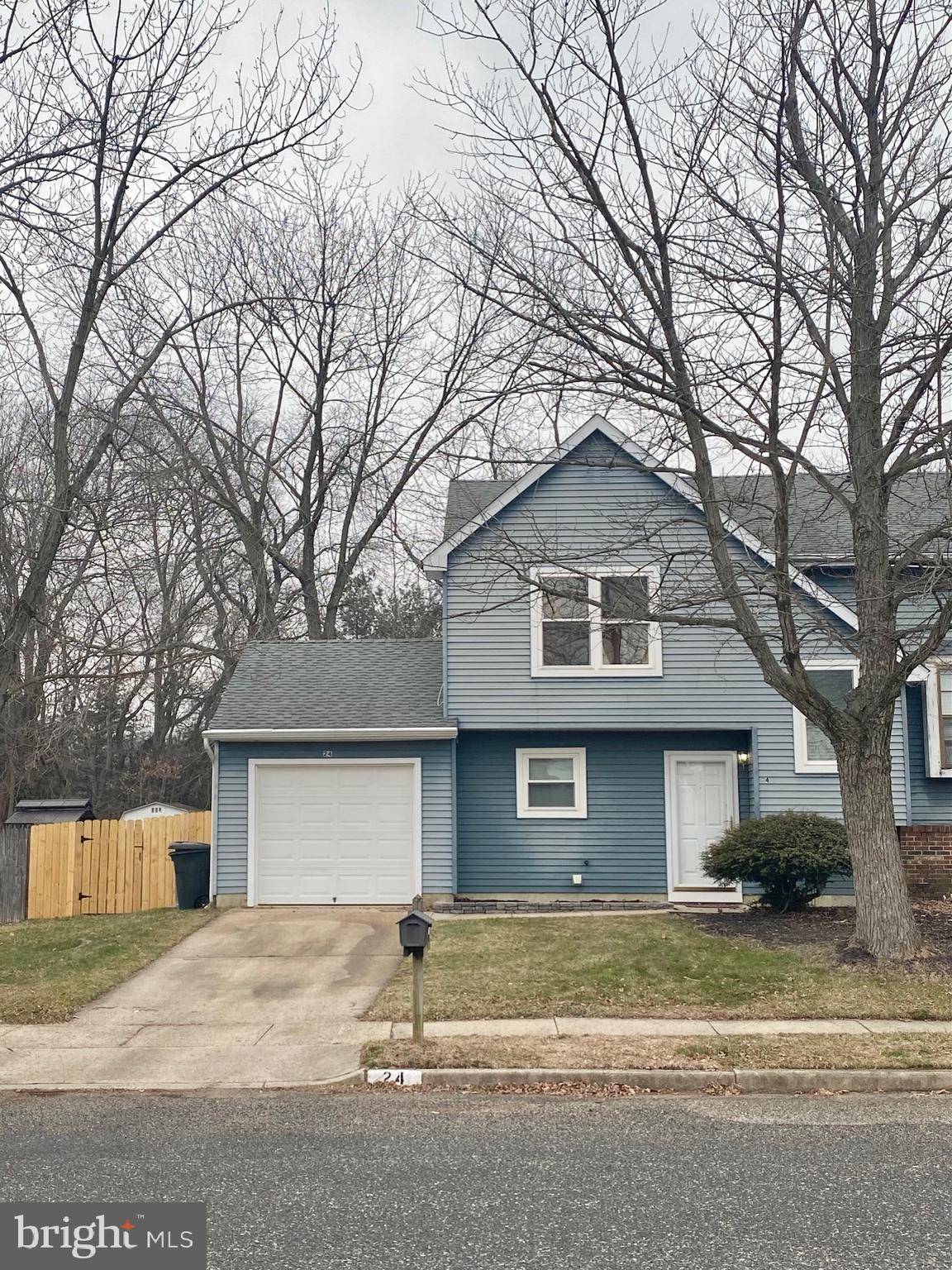 24 GREENWICH DR, Westampton, NJ 08060
