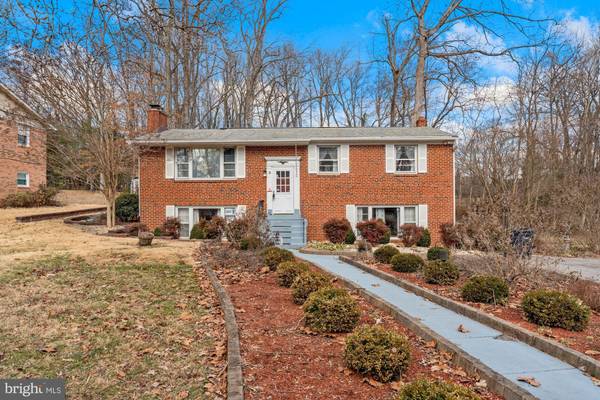 3 ARTHUR DR W, Fort Washington, MD 20744