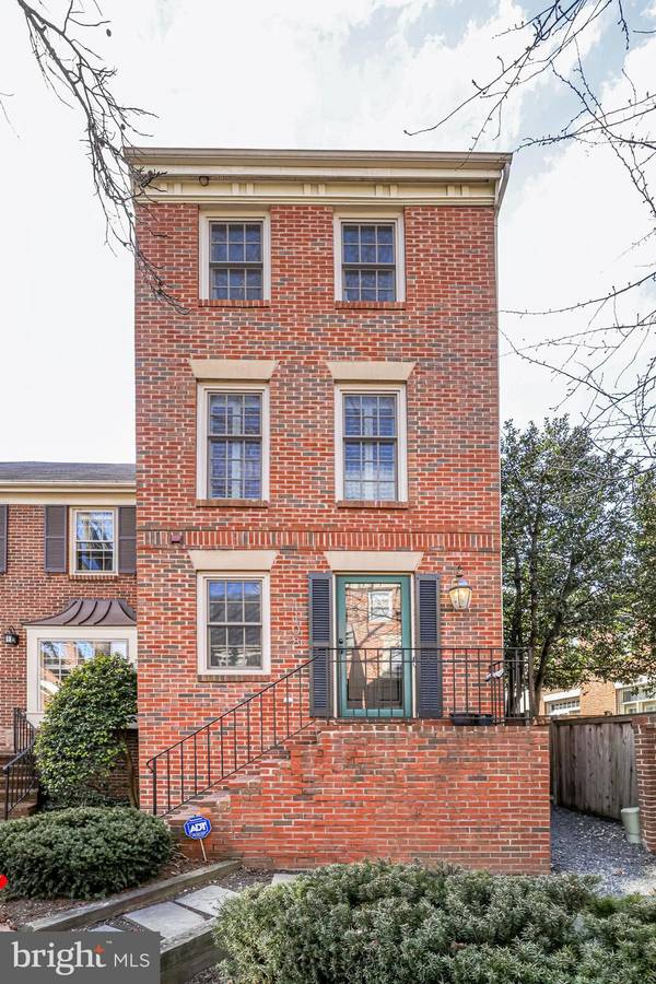 1108 MICHIGAN CT, Alexandria, VA 22314