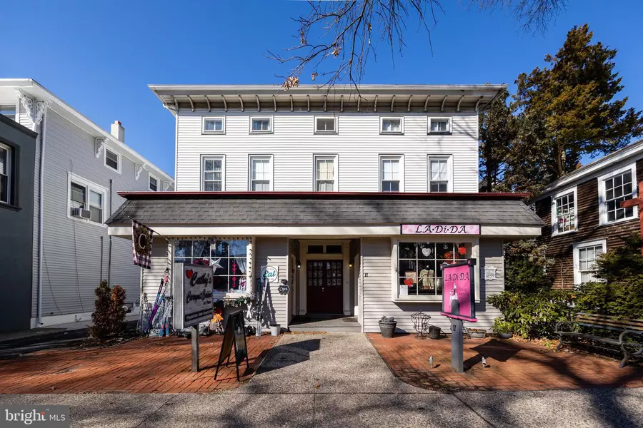 15 - 17 E MAIN ST, Moorestown, NJ 08057