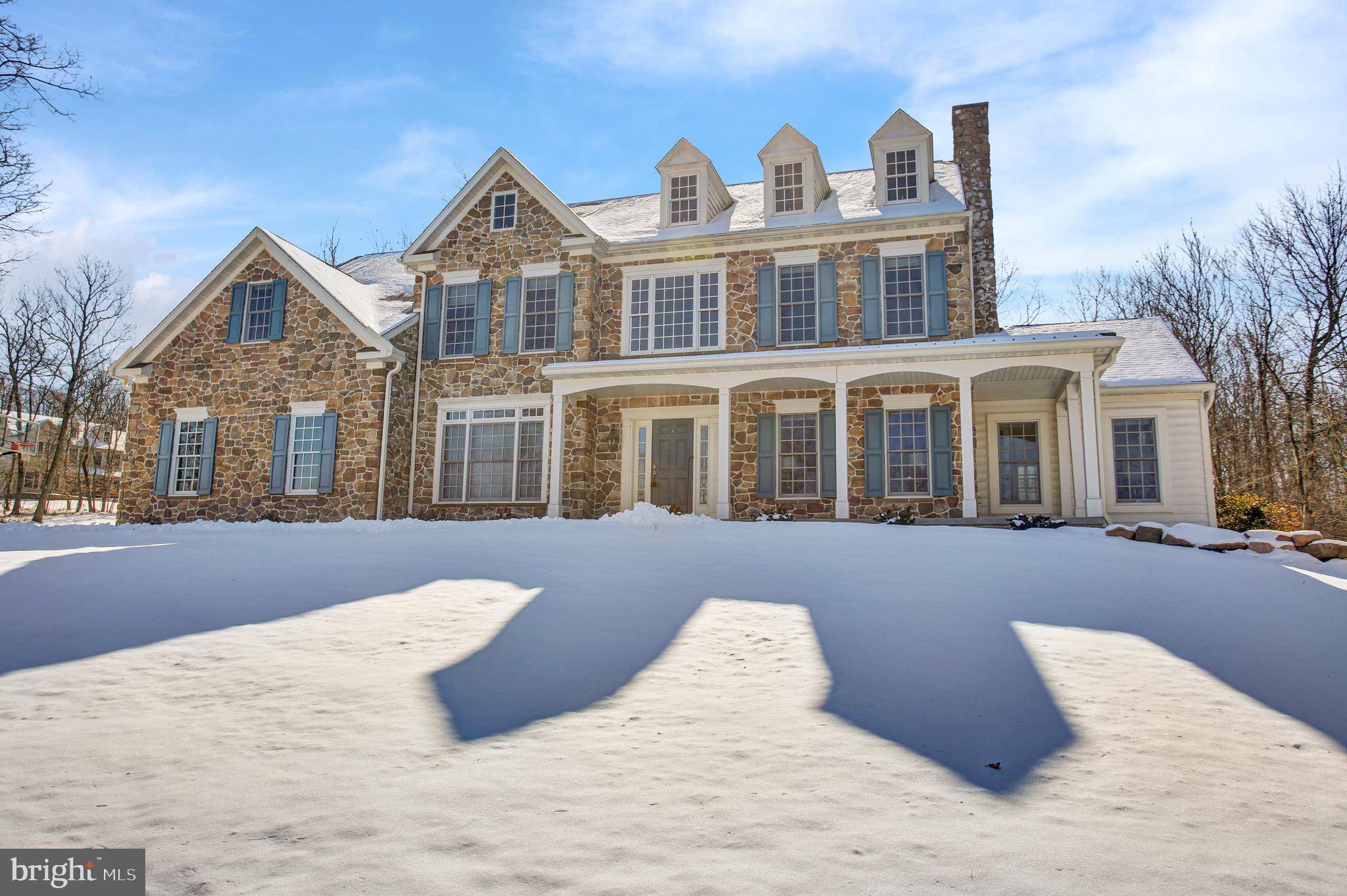404 QUAKER HILL RD, Morgantown, PA 19543