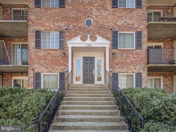 1531 COLONIAL DR #301, Woodbridge, VA 22192