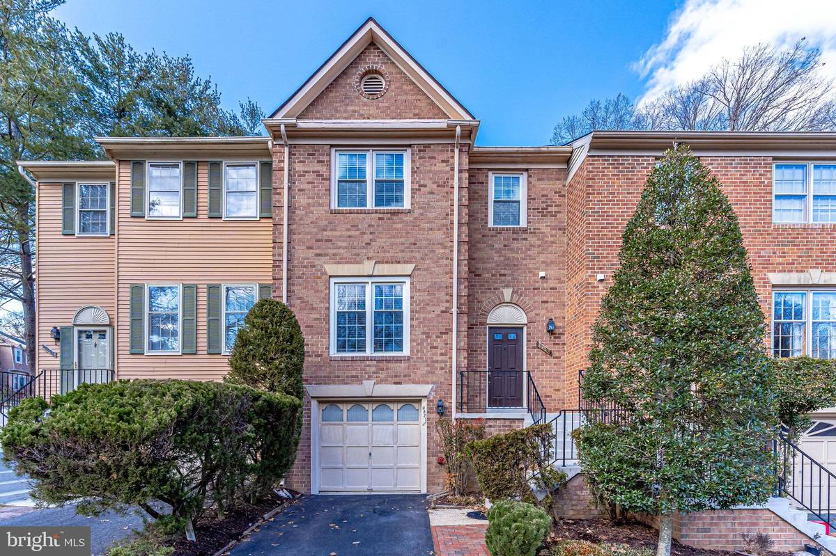 Springfield, VA 22152,6821 WILD ROSE CT