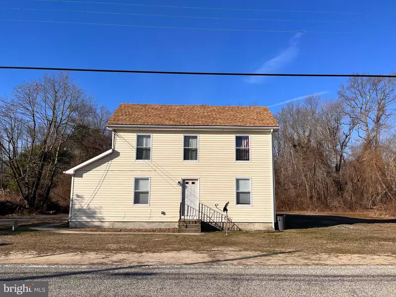 215 MAIN ST, Heislerville, NJ 08324