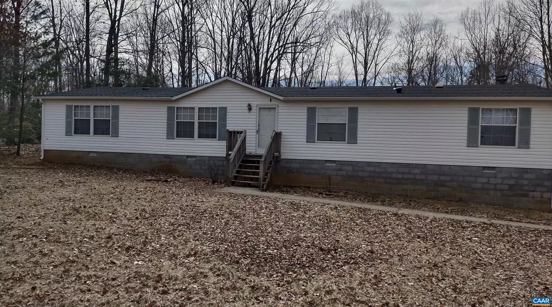 690 GLENMORE RD, Howardsville, VA 24562