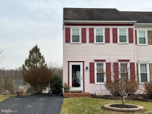 34 KENBRIDGE LN, Elizabethtown, PA 17022