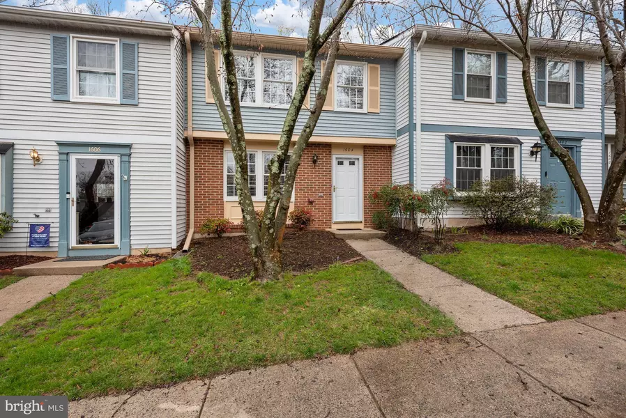 1604 HARVEST GREEN CT, Reston, VA 20194