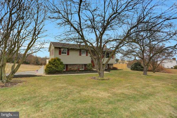 1788 ORCHARD RD, Chambersburg, PA 17202