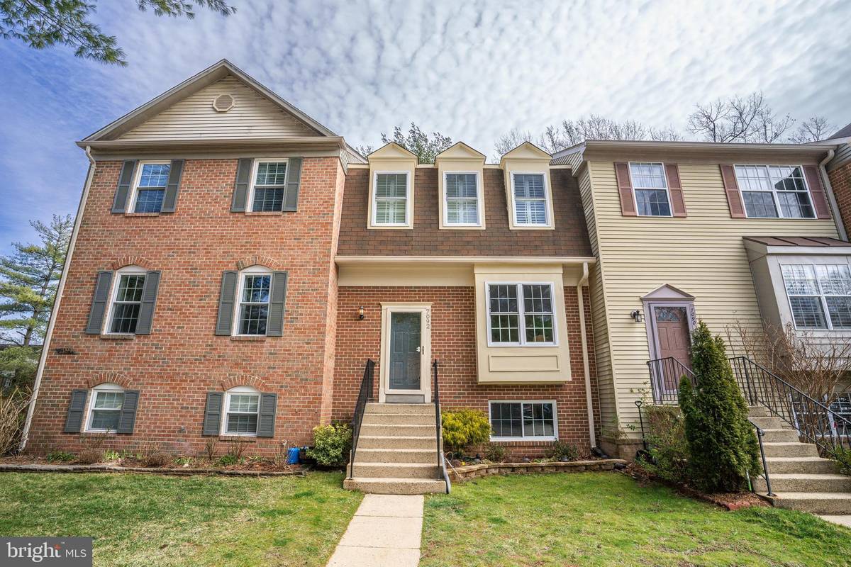 Springfield, VA 22152,7092 SOLOMON SEAL CT