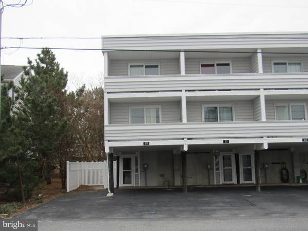 39554 COVE RD #12, Bethany Beach, DE 19930