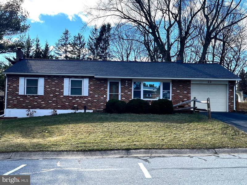 22 COVINGTON DR, Shrewsbury, PA 17361