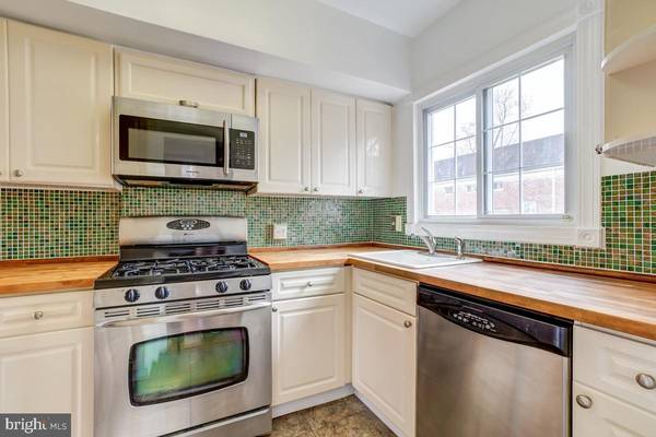 3314 VALLEY DR, Alexandria, VA 22302