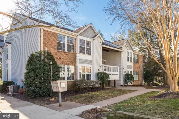 3409 LAKESIDE VIEW DR #17-1, Falls Church, VA 22041