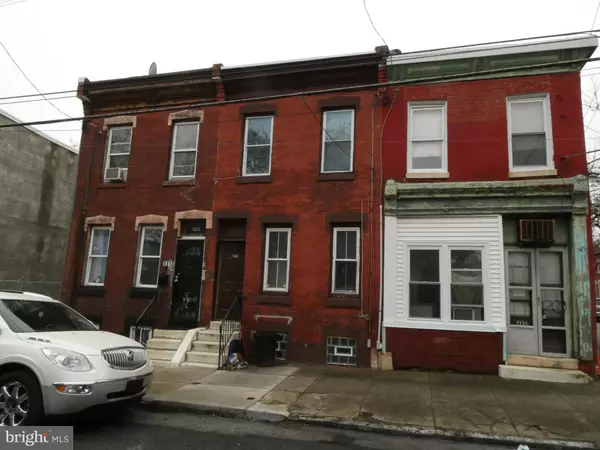 1028 W MONMOUTH ST, Philadelphia, PA 19133