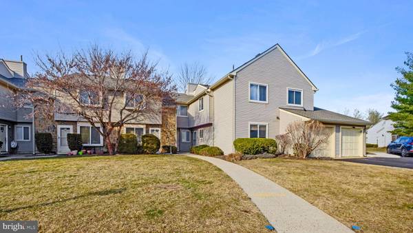 70 CHATHAM, East Windsor, NJ 08520