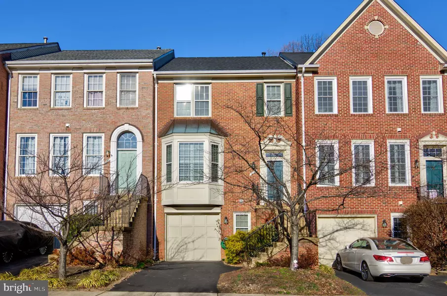 6252 WINDHAM HILL RUN, Alexandria, VA 22315