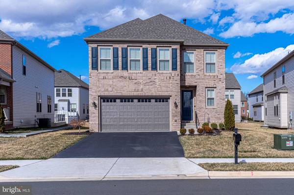 42510 OXFORD FOREST CIR, Chantilly, VA 20152