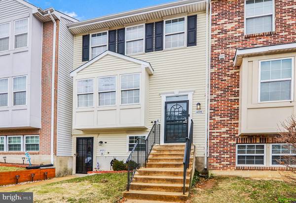 4119 CANDY APPLE LN #6, Suitland, MD 20746