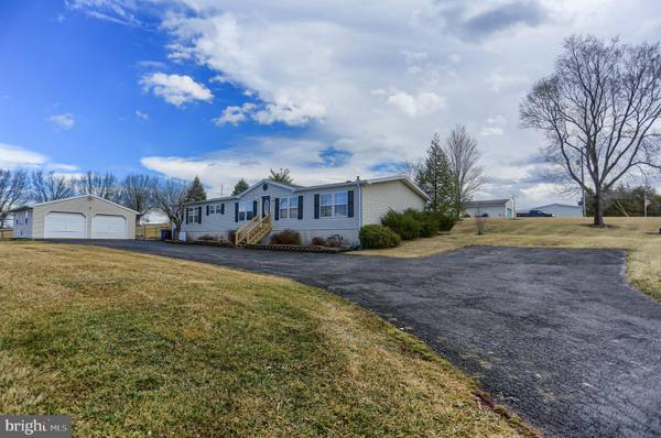 600 CONEWAGO CREEK RD, Manchester, PA 17345