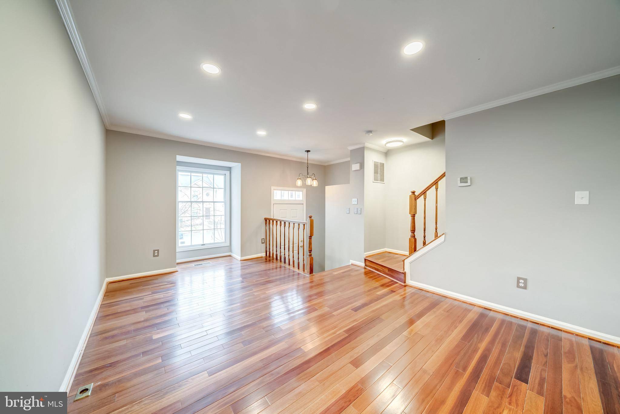 Centreville, VA 20121,6515 SKYLEMAR TRL