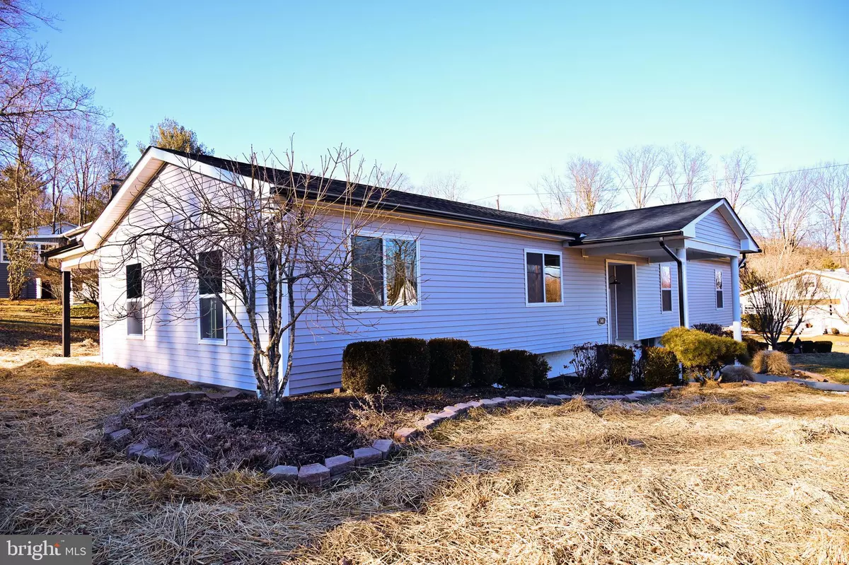 Shavertown, PA 18708,141 W MOUNT AIRY RD