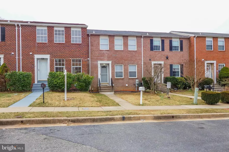 8 PIKE HALL PL, Nottingham, MD 21236