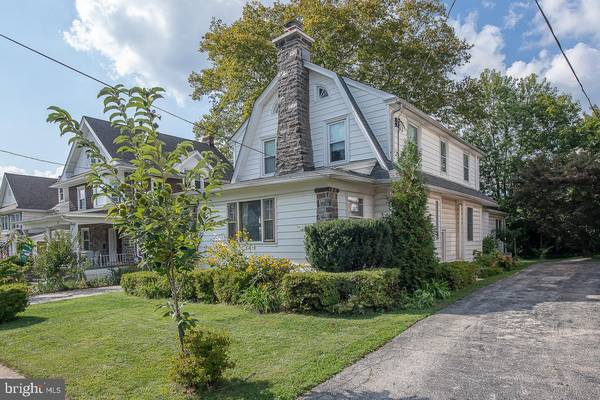 Havertown, PA 19083,28 E BENEDICT AVE