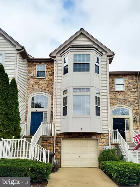 4245 WATERFORD DR, Center Valley, PA 18034