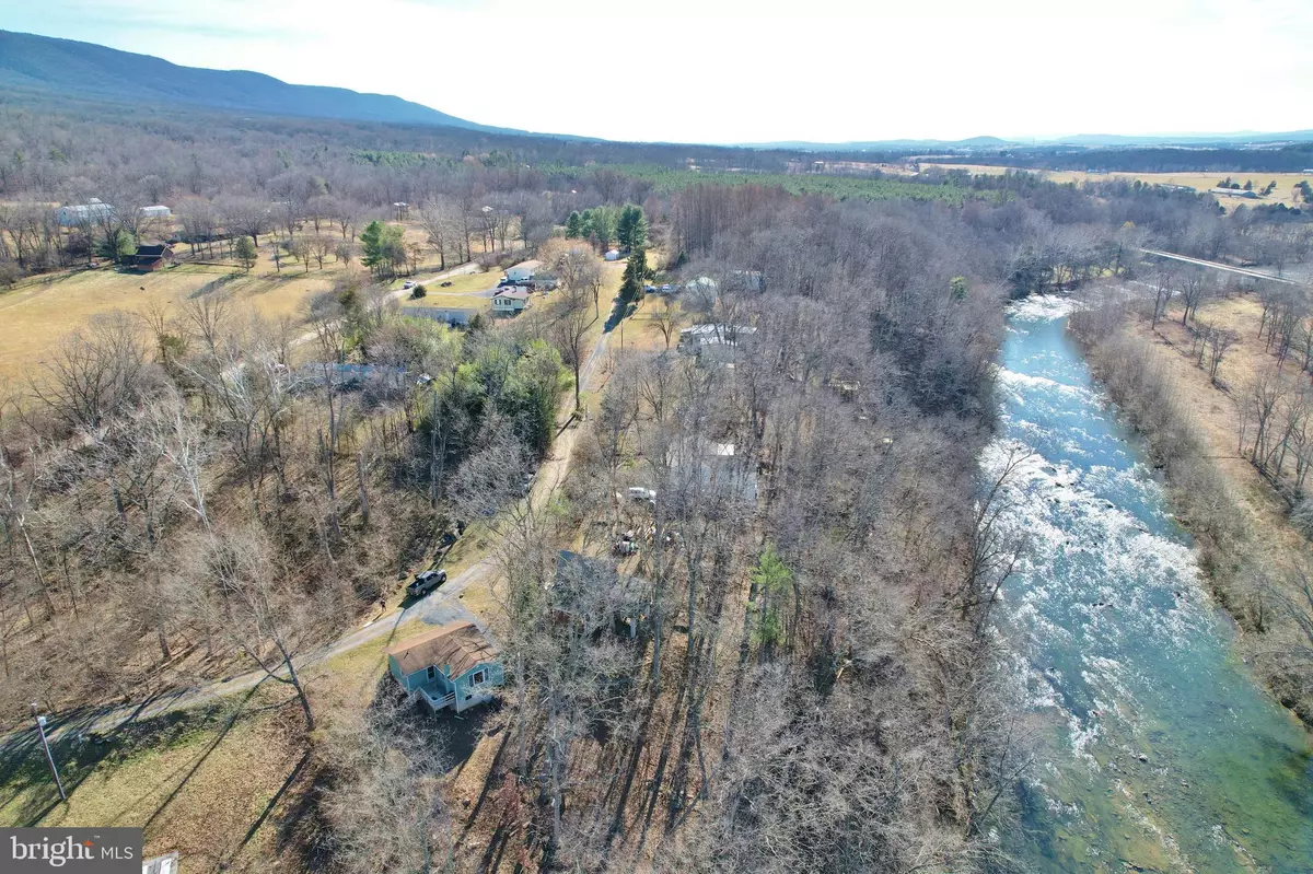 Edinburg, VA 22824,167 LAKE DR