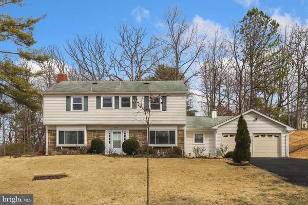 8810 CHURCHFIELD LN, Laurel, MD 20708