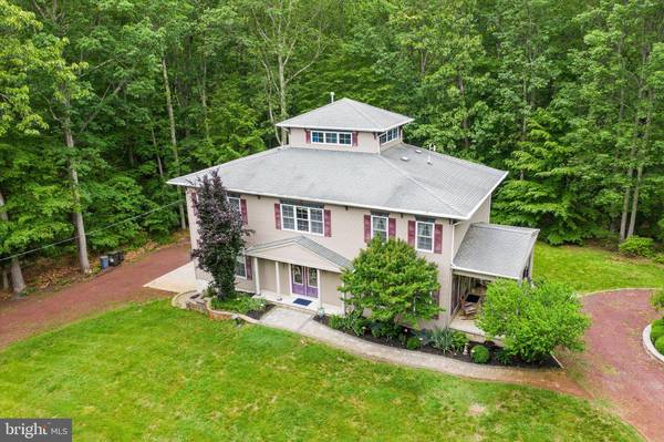 32 STONE HILL RD, Cream Ridge, NJ 08514