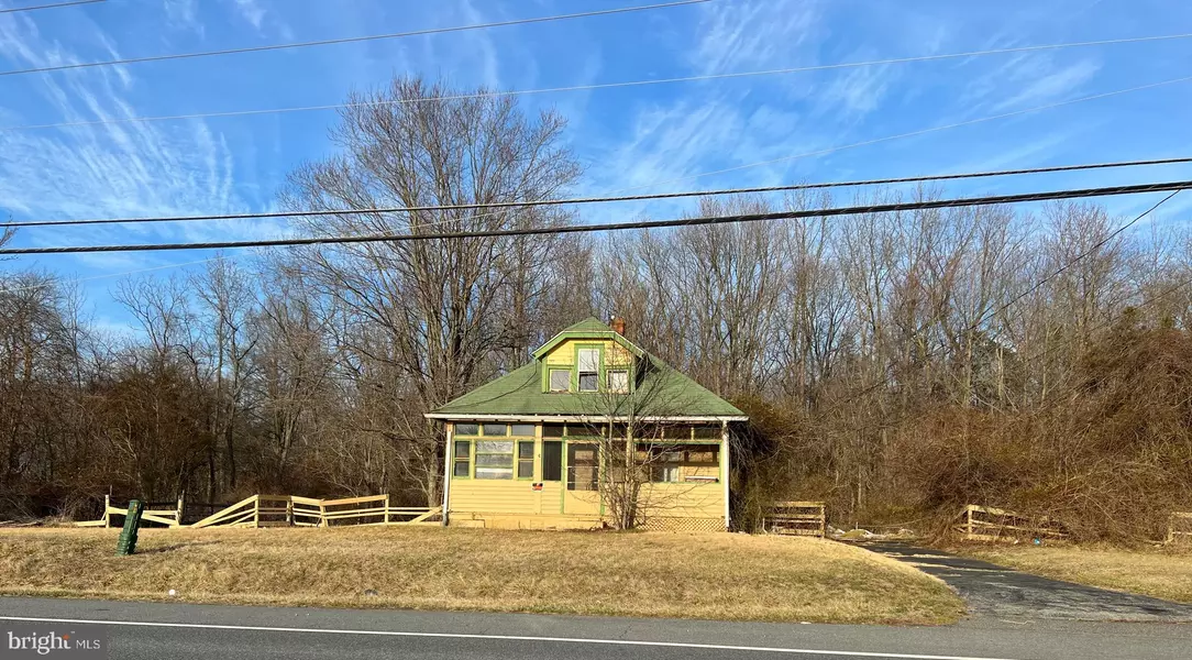 6147 SUMMIT BRIDGE RD, Townsend, DE 19734