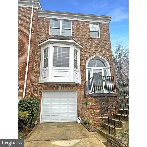 Gaithersburg, MD 20879,18624 CARRIAGE WALK CIR